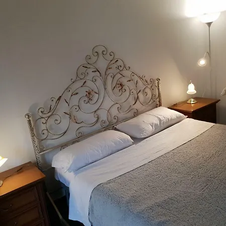 Bed and breakfast Cantore 11a